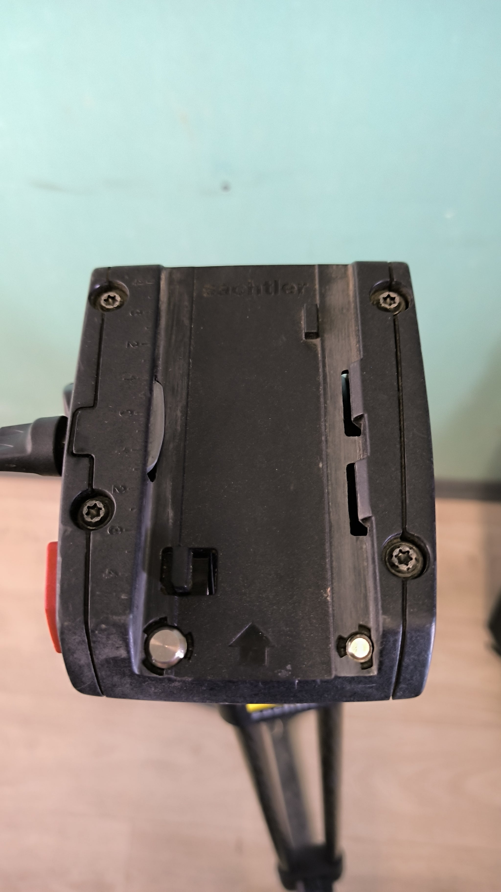 Tripod Sachtler System Ace L GS CF (MFR: 1012) (140) – Studio AMG 