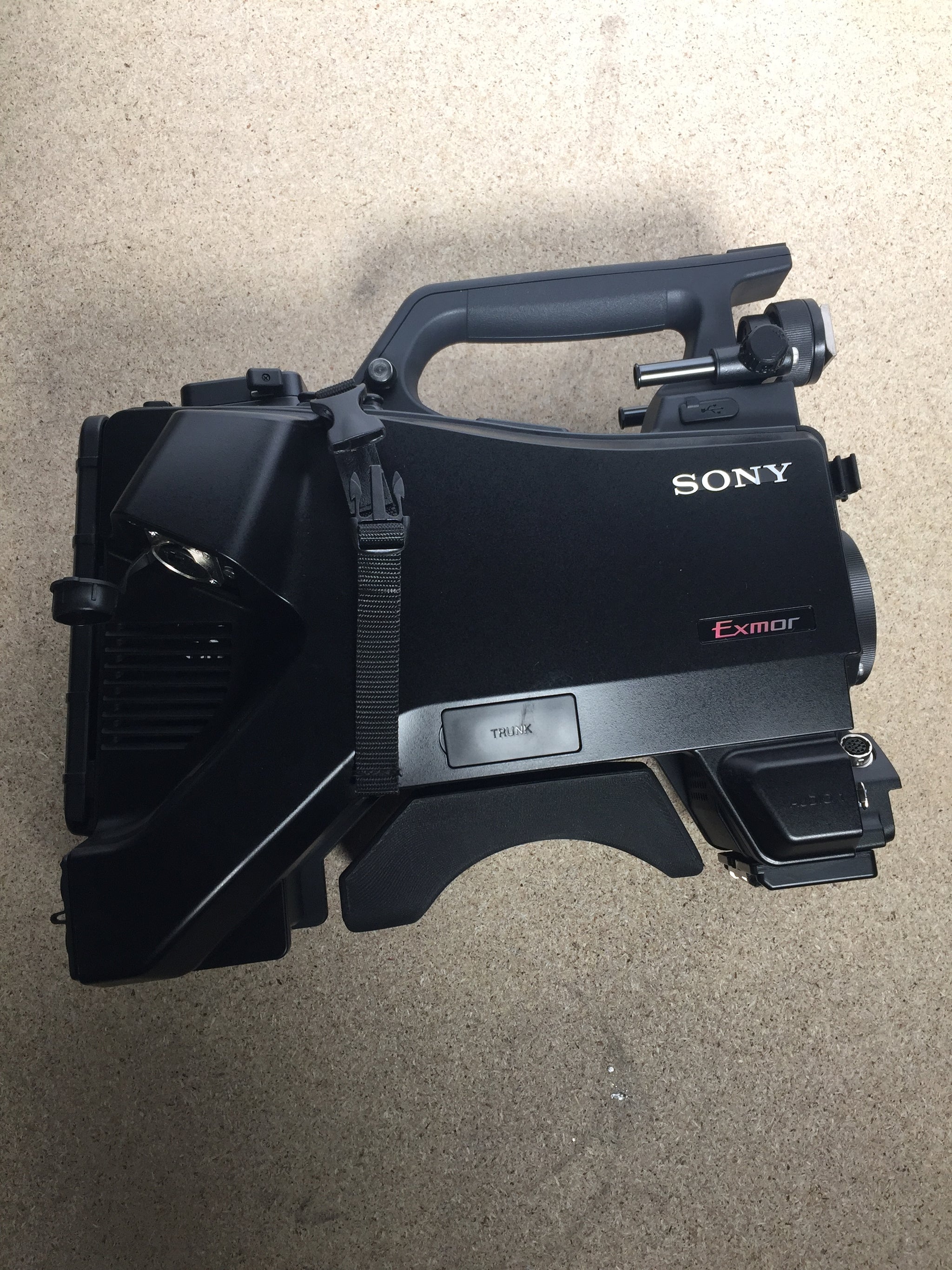 SONY HXC-FB80 3 cameras Set: HXC-FB80, HXCU-FB70, RCP-3100