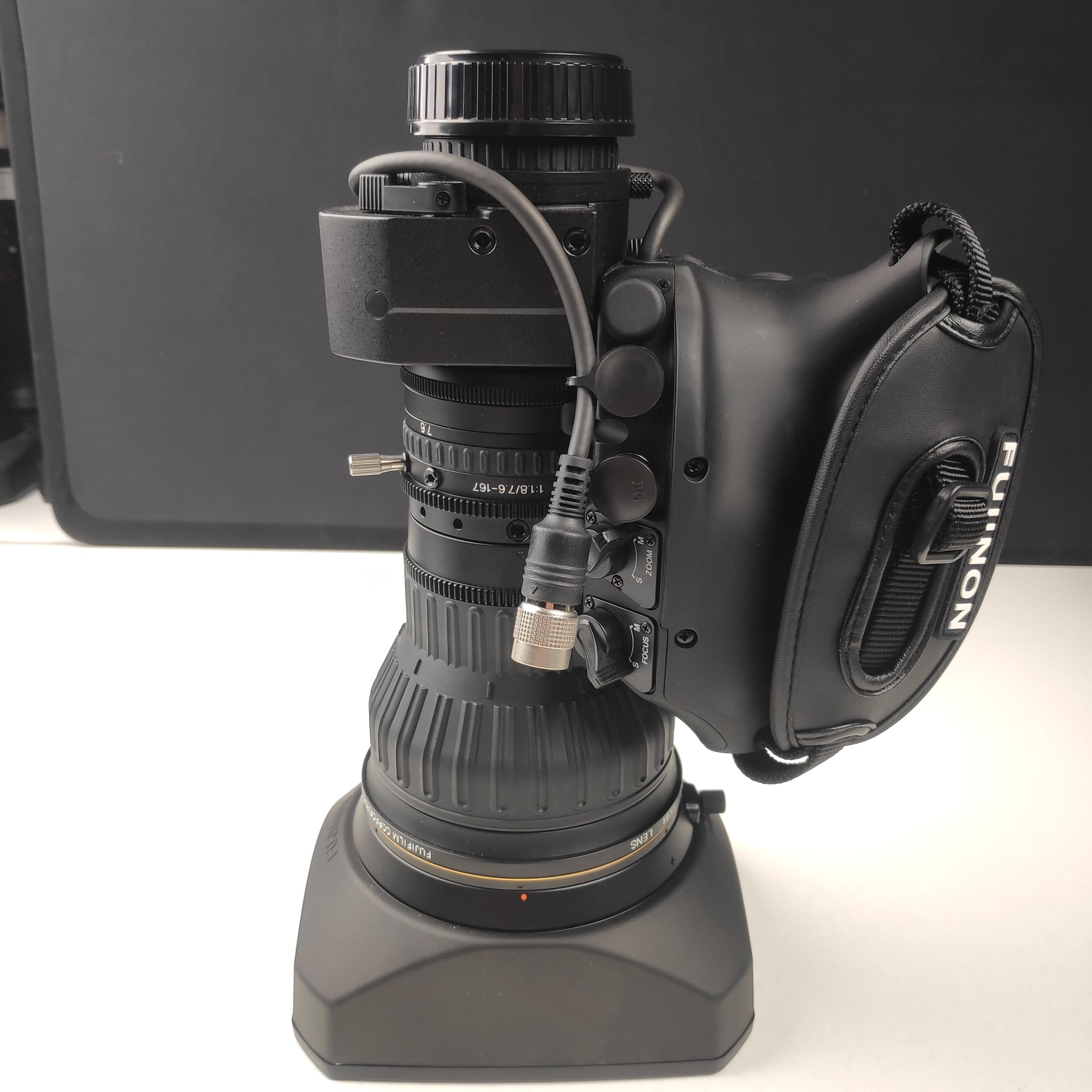 Fujinon ZA22x7.6 BERD-S6 with Full-Servo Control Kit SS-15D Fujinon ZA22x7.6 BERD-S6 with Full-Servo Control Kit SS-15D