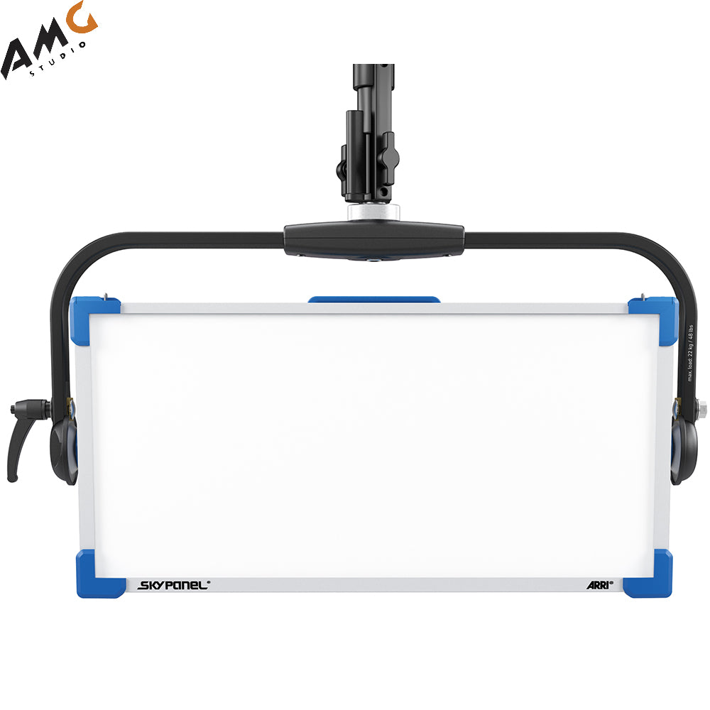 ARRI SkyPanel S60-C | S60-RP LED Softlight | Tungsten | Daylight (Blue/Silver, Manual/Pole Operated, Edison | Schuko | Bare Ends) - Studio AMG